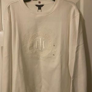 ⭐️Tommy Hilfiger Sweatshirt ⭐️